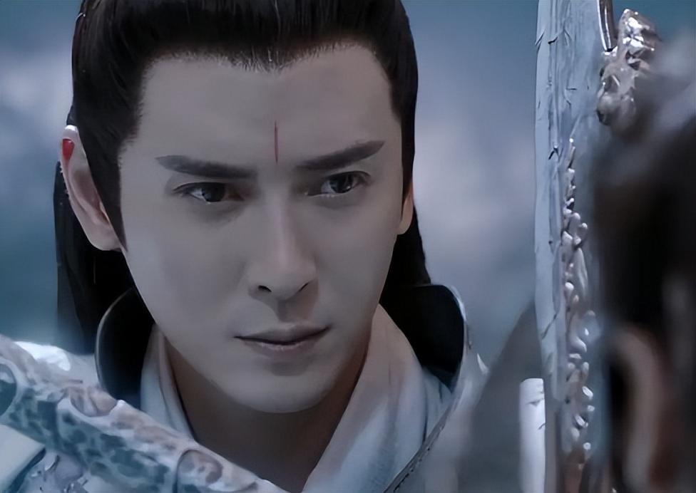 韩栋靠颜值进圈靠努力成著名演员娶经纪人当老婆婚姻幸福