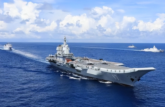 狂妄美国遭打脸!中国海军潜艇悄然监视美军演训