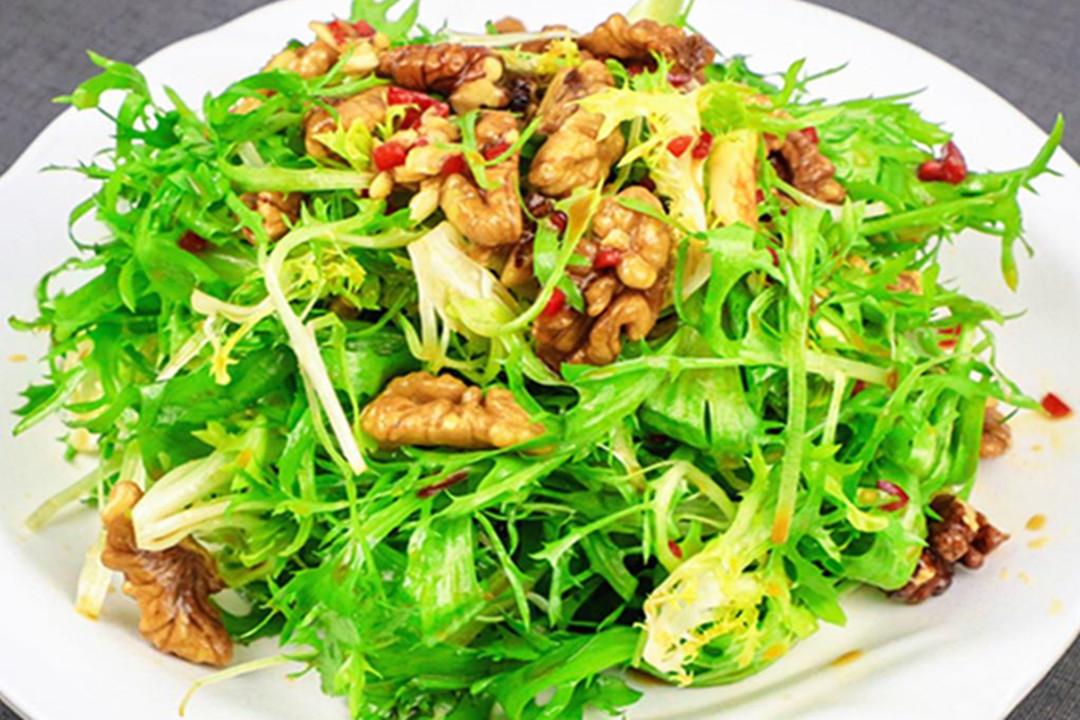 "两种简单又美味的核桃做法,香酥可口,值得珍藏备用"