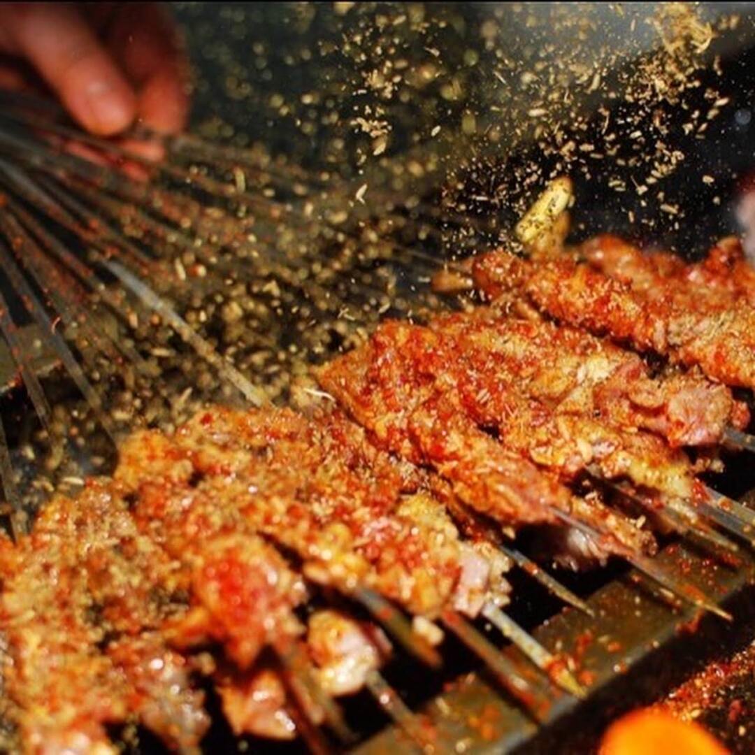 大秦小宴这家带着浓浓的历史韵味与地方特色的餐厅,来到西安自然是不