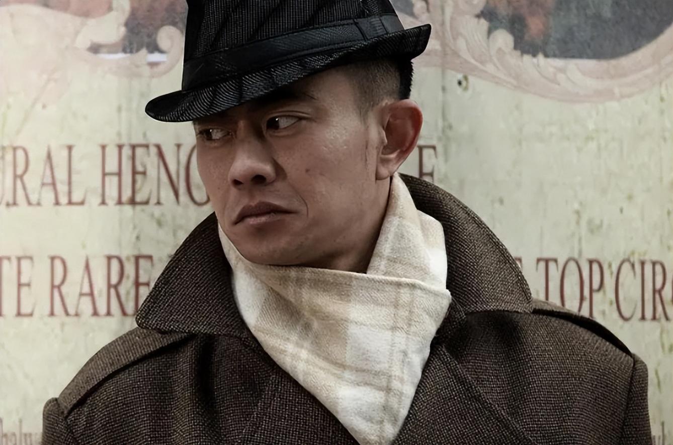 《血色浪漫》之后又接拍了《五湖四海》《兄弟英雄》《雪狼谷》