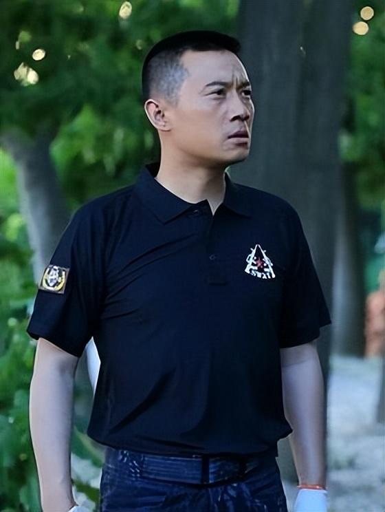 《特种兵之火凤凰》就是一部集结实力派演员,讲述女兵成长故事的热血