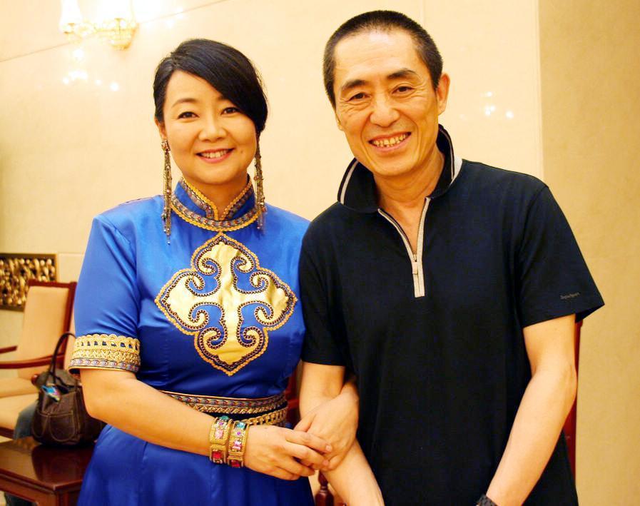 她38岁演闯关东成名嫁17岁初恋结婚33年丈夫甘当煮夫