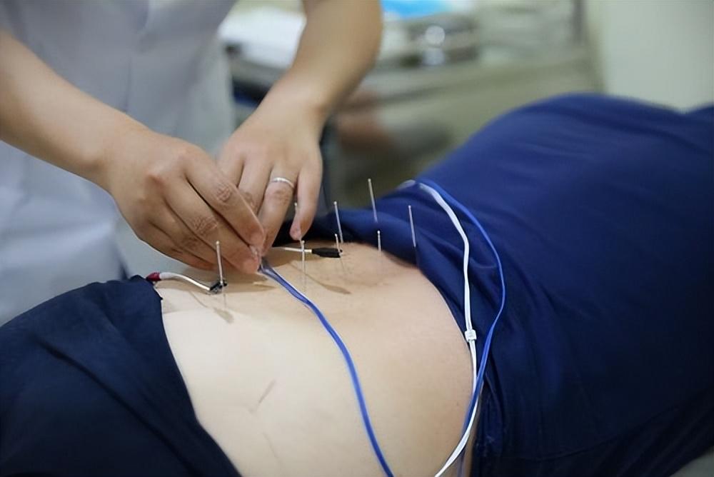 回顾简阳800斤夫妻为备孕减肥一年狂减400斤如今怎样了