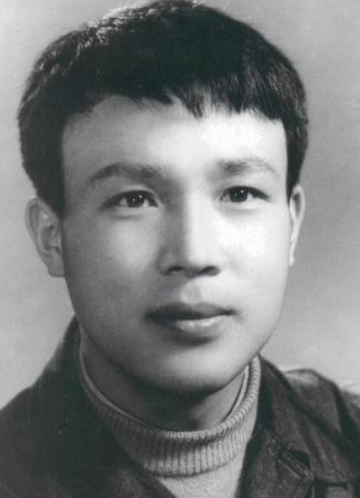 回顾刘世龙73岁娶小34岁女粉丝87岁去世妻子的坚持令人感动