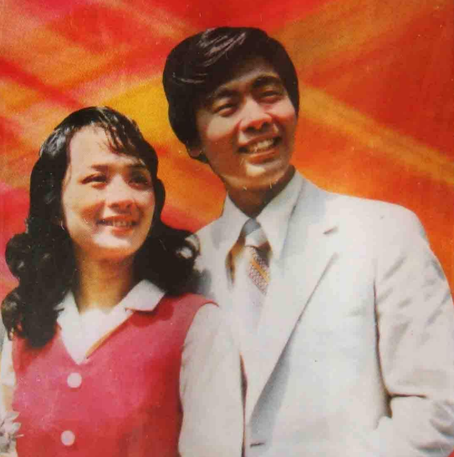 回顾歌唱家王洁实和谢莉斯同台数十年最爱的是女工妻子