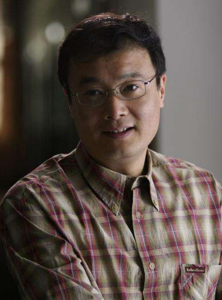 回顾演员孙松娶小10岁娇妻侯继林恩爱相伴24年无儿无女也幸福