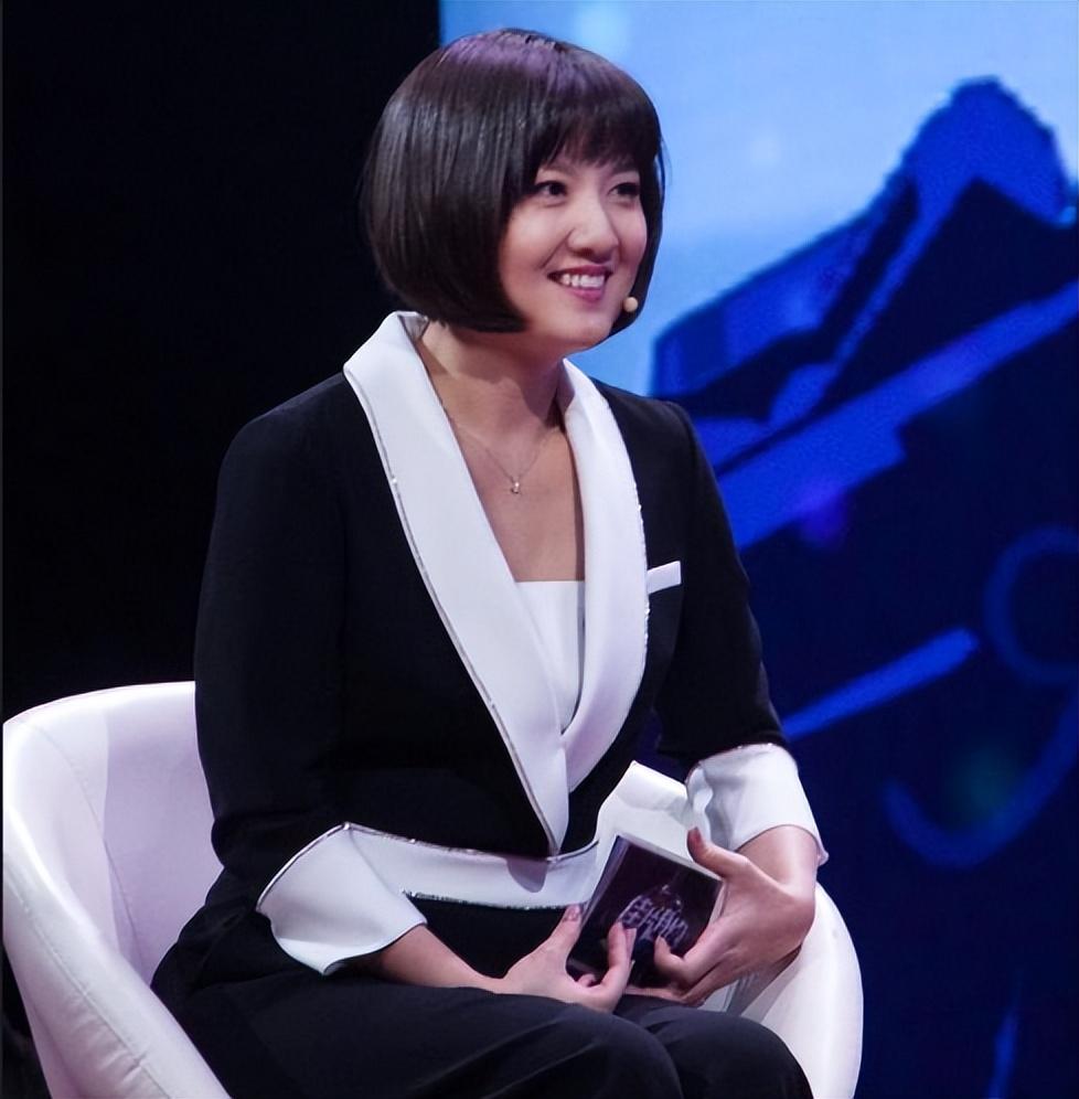 回顾8位过气童星现状有人被唾弃有人出家为尼有人还在狱中