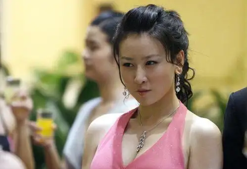 回顾丑女无敌男主改名难改运女主无戏拍男配成一线