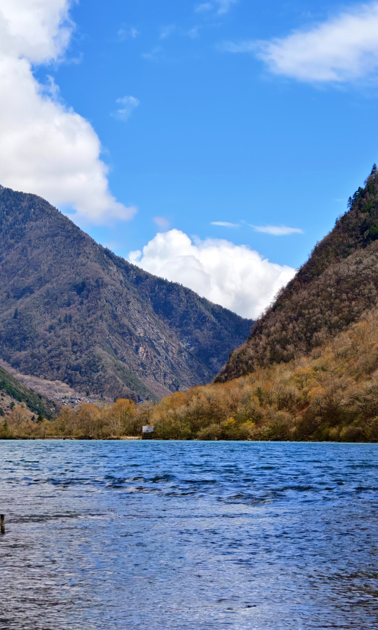 春游松坪沟山水间的诗意漫步
