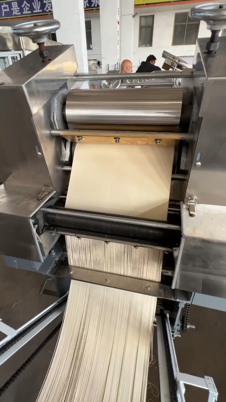 面条机大型 面条加工厂设备新型面条生产全套设备-度小视