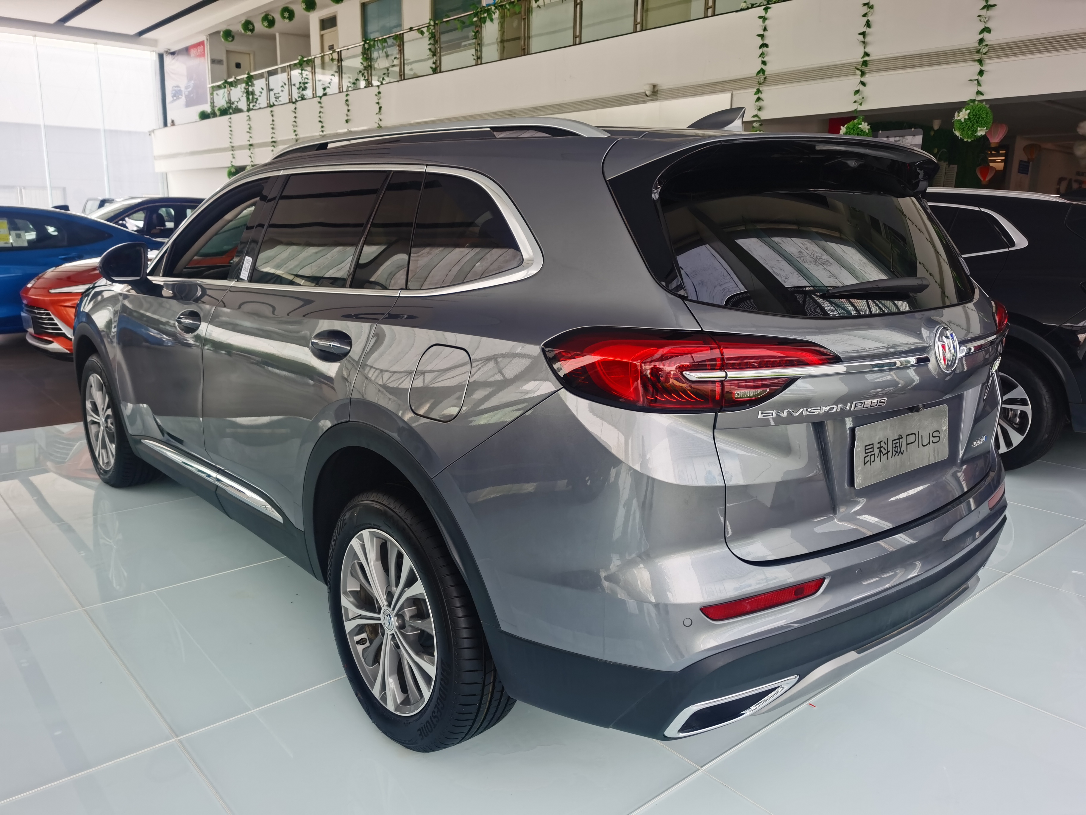 中大型suv昂科威plus