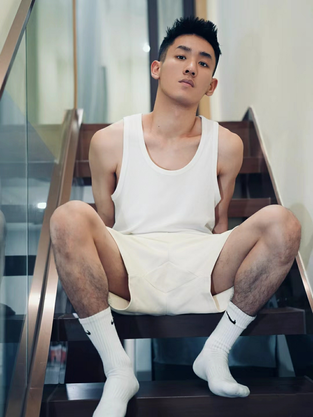 剪一段春色留存,拈一缕花香入怀