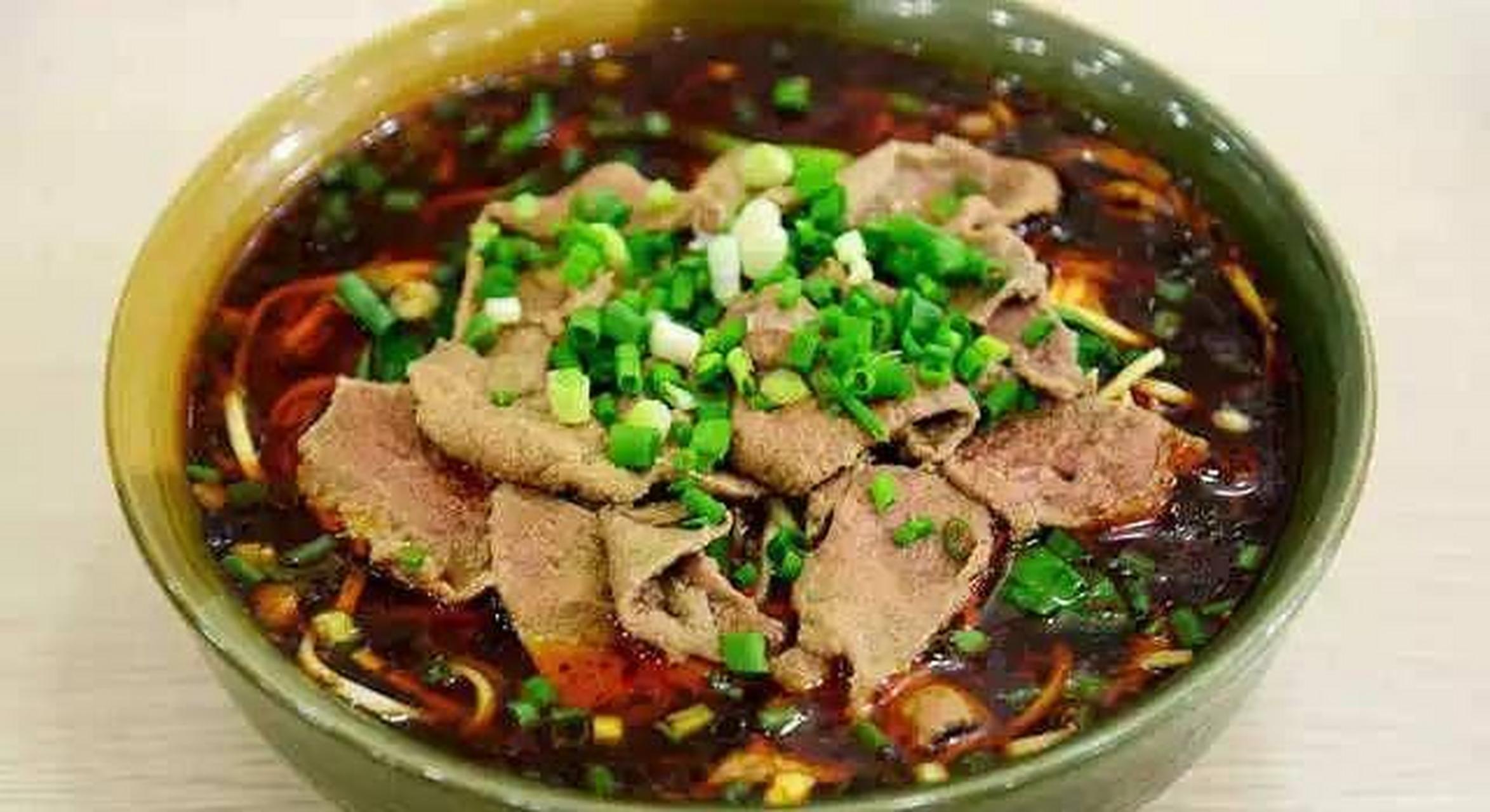 四川省武胜县美食众多,以下是排名靠前的一些美食:   1.