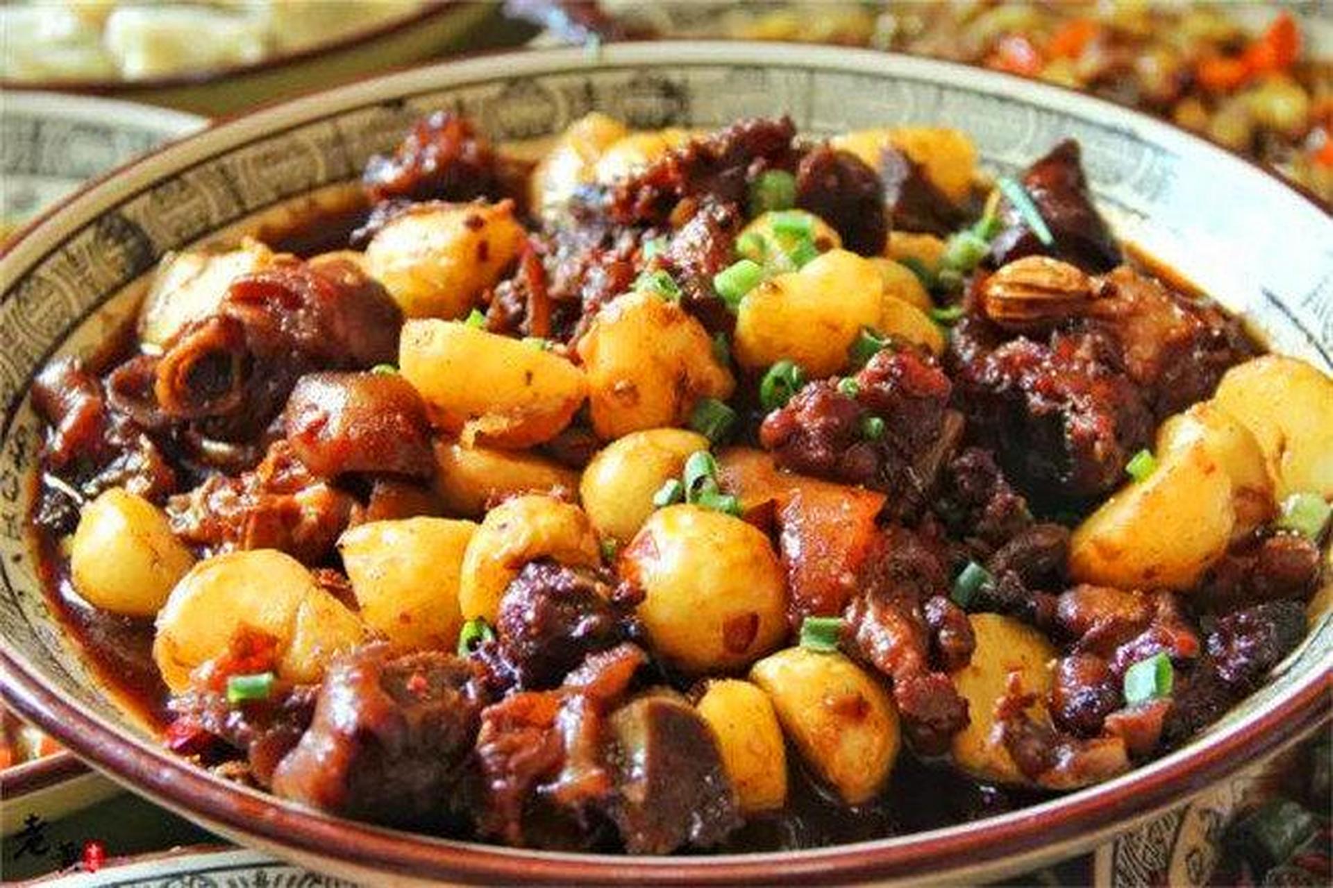 四川省武胜县美食众多,以下是排名靠前的一些美食:   1.