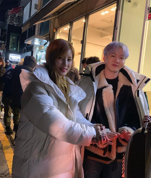 7组韩国演艺圈的异性好友组合,感情好到亲密合照也完全不被误会