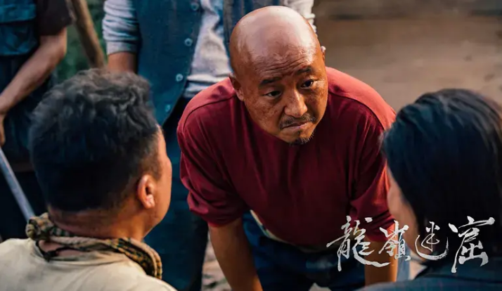 如今周晓鸥片约不断,未能大红大紫,已经成为了观众眼中的熟人.