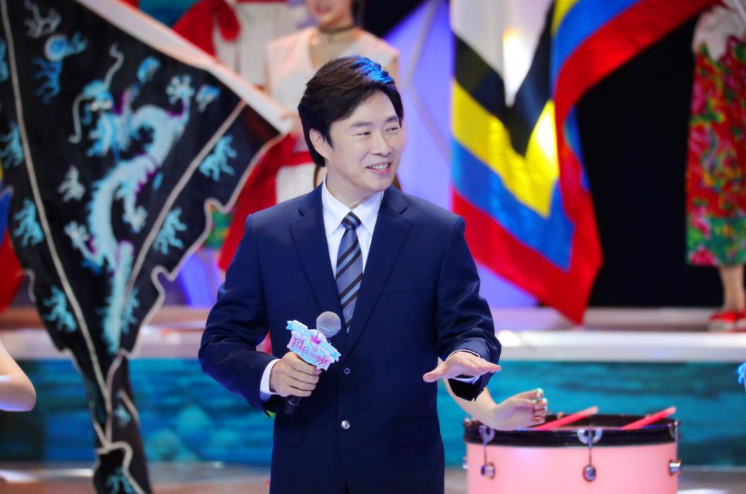 回顾67岁费玉清近况曝光与未婚妻有缘无分曾为姐姐还债