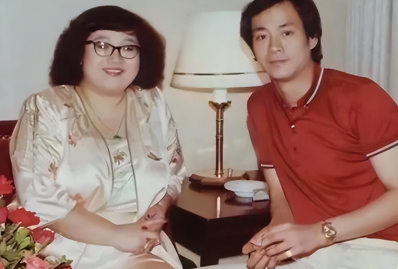 回顾郑少秋大女儿逝世现任妻子回应他们会全力配合卢慧茹