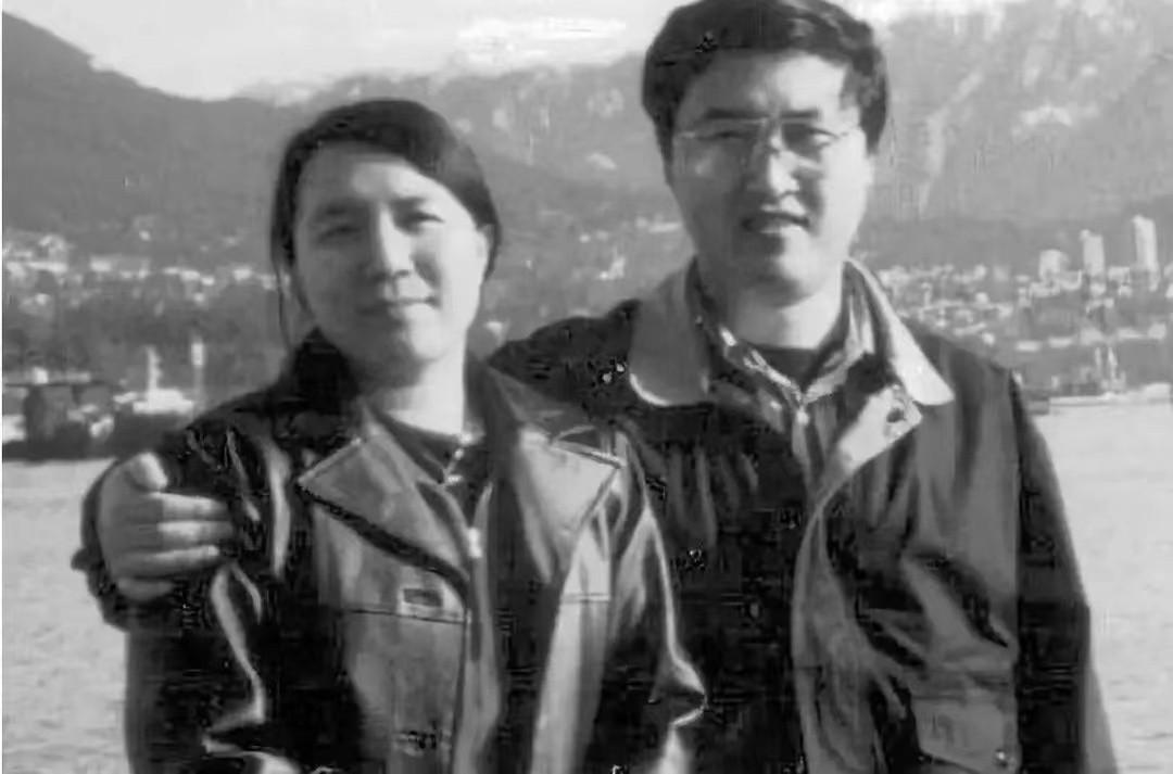 王永强的妻子最终还是提出了离婚,面对妻子的决定,王永强最终没有选择