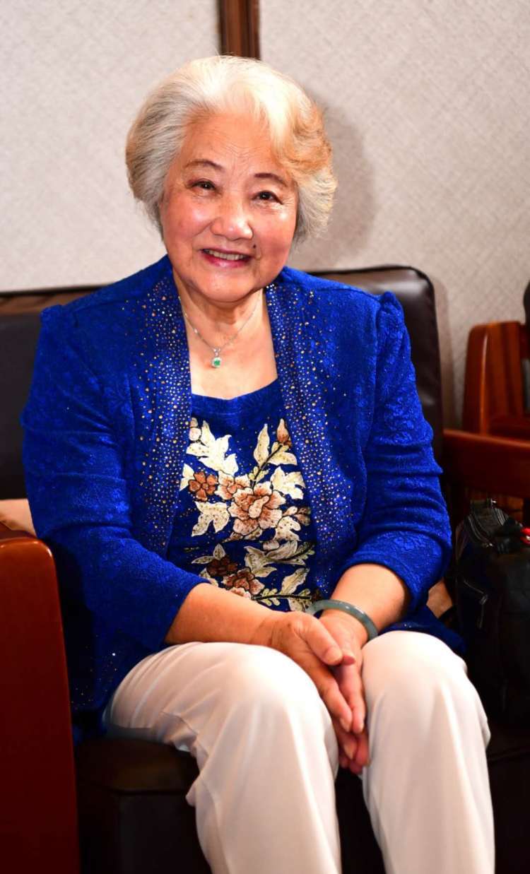 回顾祝希娟60岁退休后定居美国78岁回国住养老院