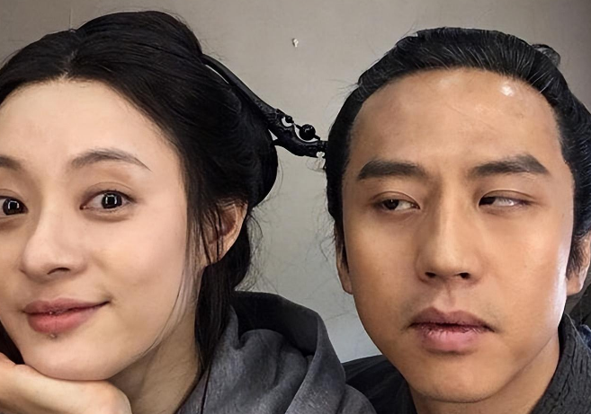 回顾邓超与孙俪从戏里到戏外从一人到一家爱情长跑十多年不倦