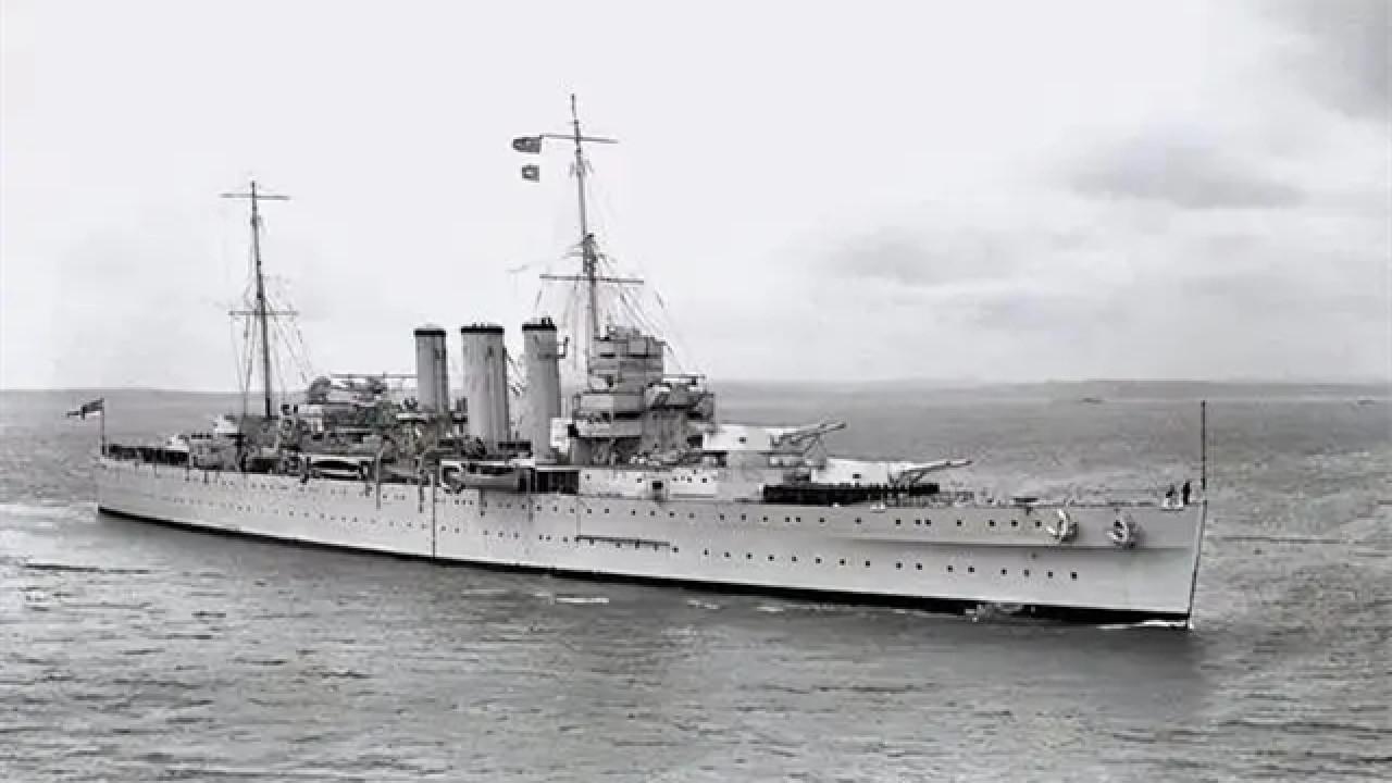 1949年解放军炮击英舰紫石英号丘吉尔宣称武力报复结局如何