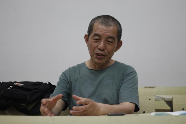 2017年一位61岁大爷考上浙工大研究生如今已毕业还想当律师