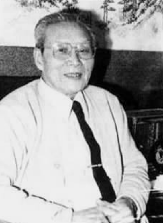 1981年沈醉与前妻阔别30多年重逢告诉前妻现任叫我三哥吧