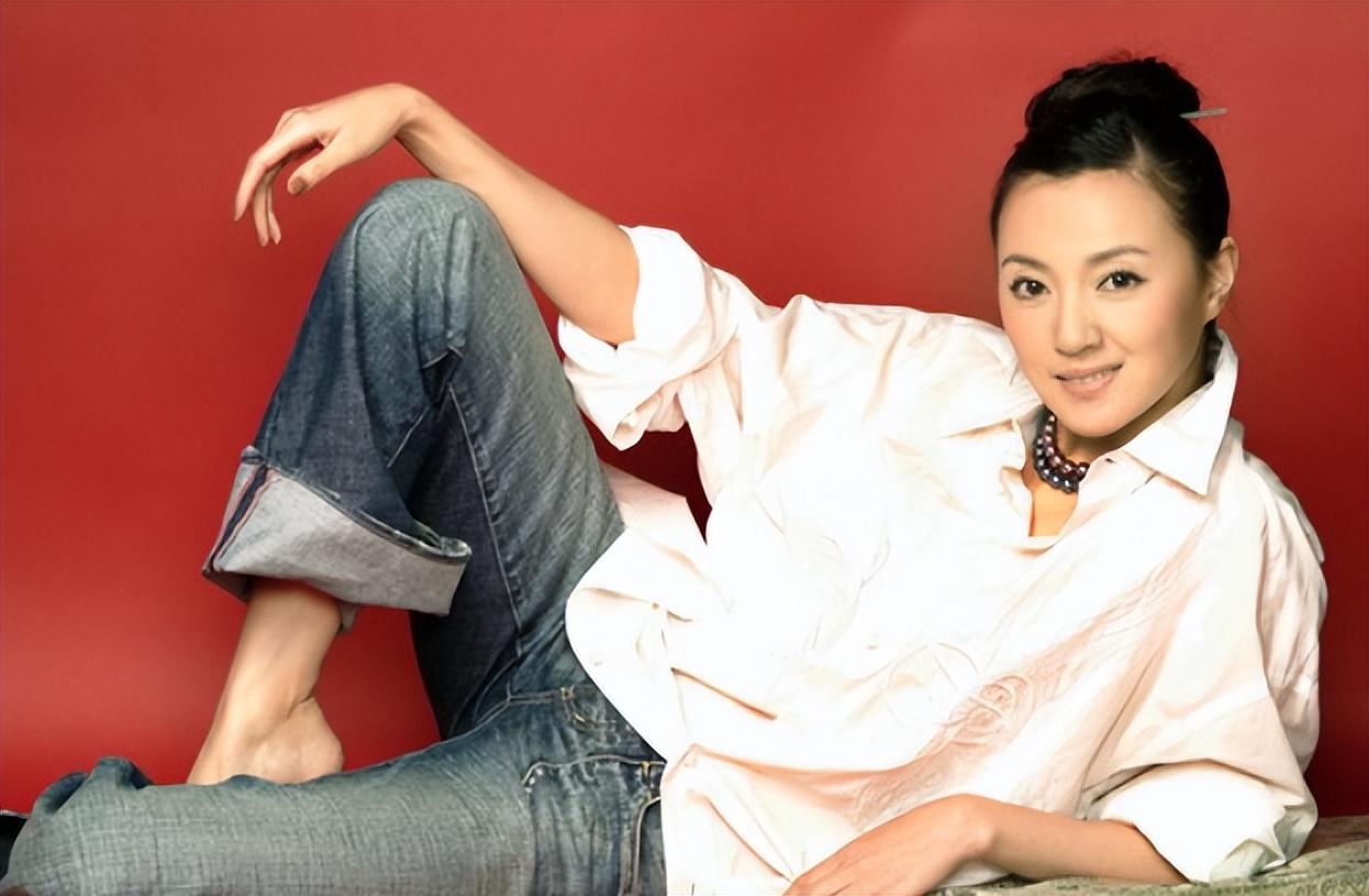 回顾金玉婷五次登上春晚做人低调谦和为人老实