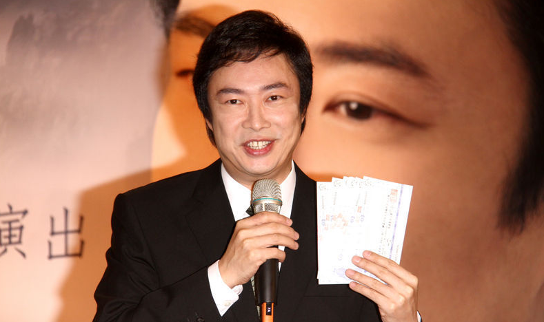 回顾67岁费玉清近况曝光与未婚妻有缘无分曾为姐姐还债