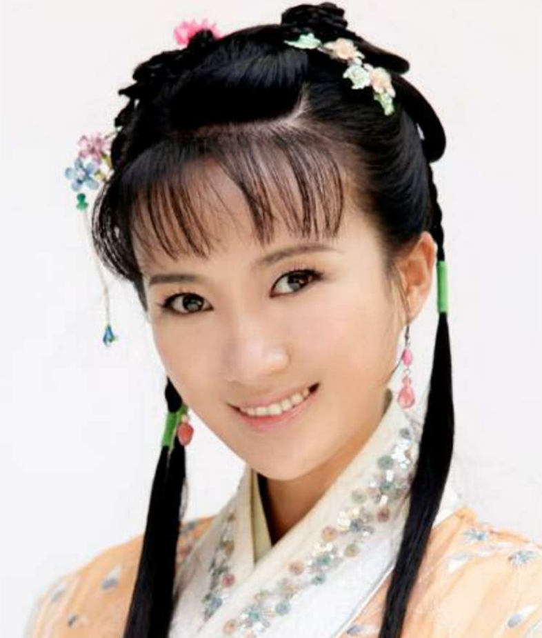 不过自与孙艺洲结婚之后,曹晓雯就开始退居二线,没再演戏,而是成了