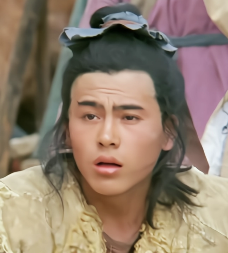 回顾淳于珊珊他55岁宝刀未老娶富家女生四子一家人乐融融