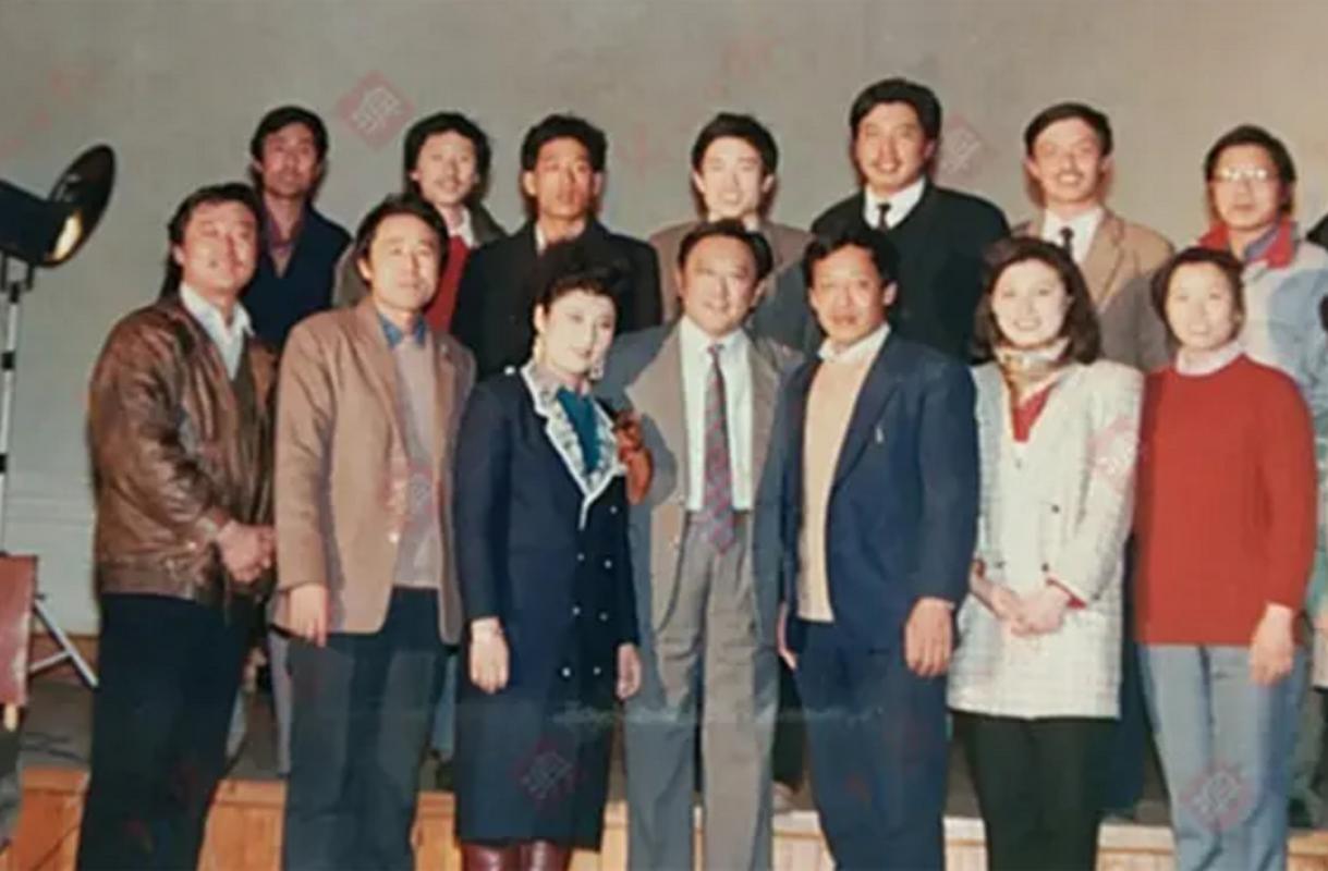 小荷才露尖尖角