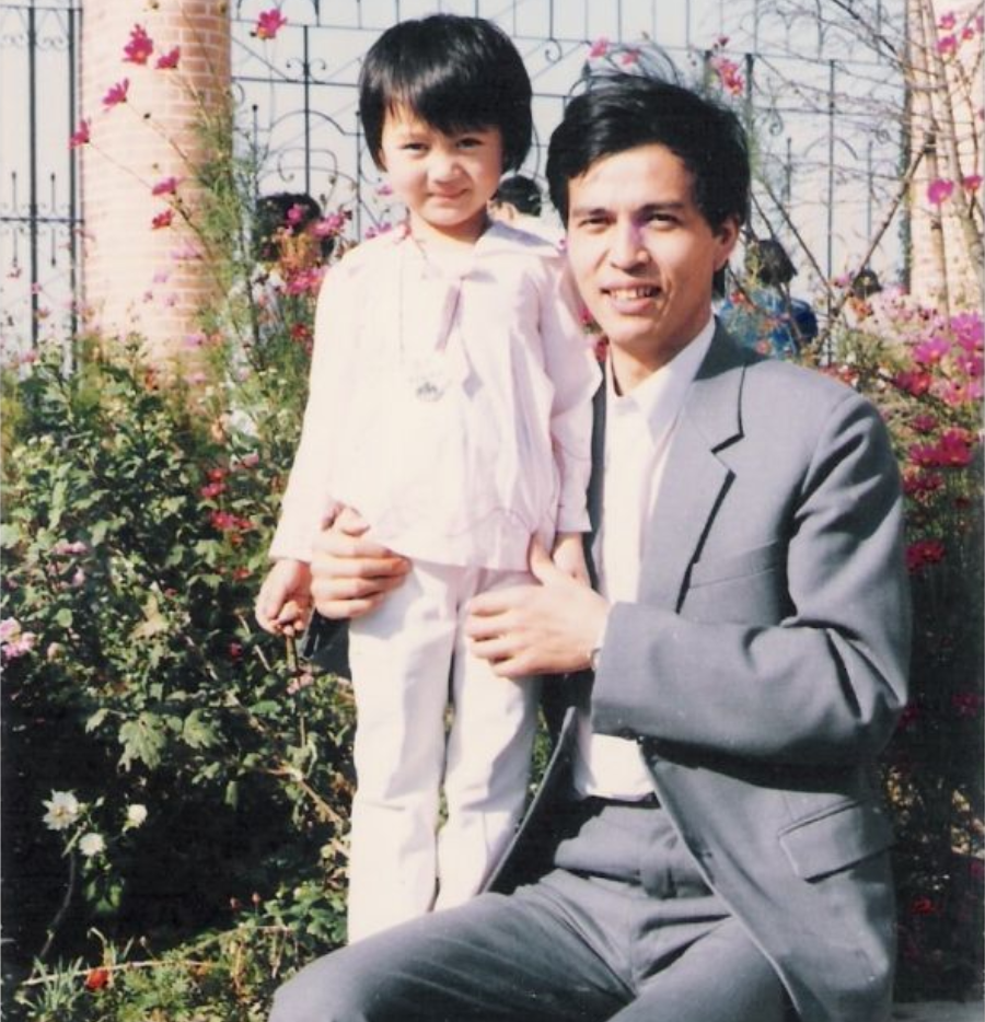 回顾戏里土得掉渣戏外嫁帅气老公低调恩爱幸福美满惹人羡