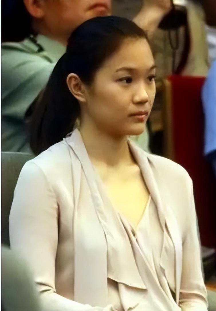 邓卓玥的慈善路程