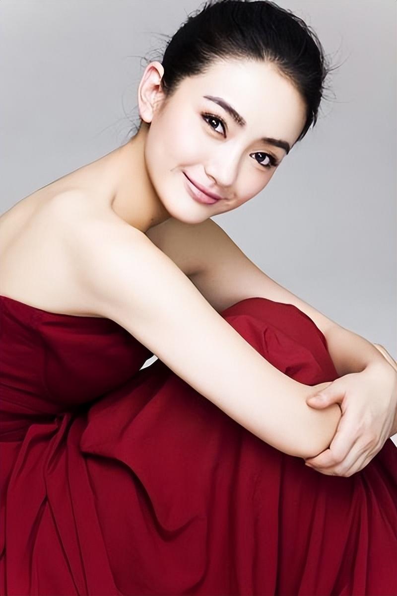 回顾朱杰戏红人不红不靠炒作提升热度看老公是谁就明白了