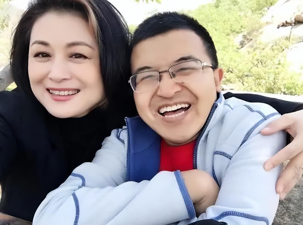 回顾无儿无女于月仙去世两年后丈夫张学松的选择令人泪目