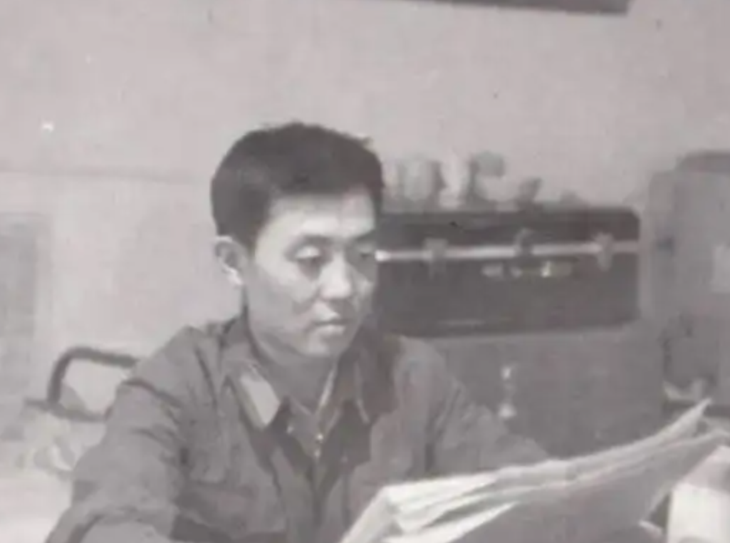 邱青娥是开国上将邓华的第一任妻子.