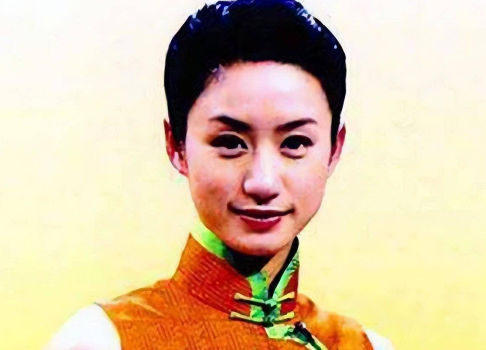 回顾央视最美主持人去世享年33岁令人惋惜