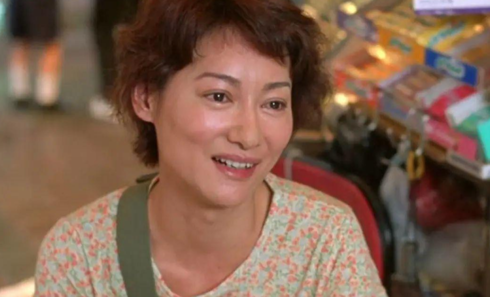 回顾惠英红为初恋至今未婚过得怎么样