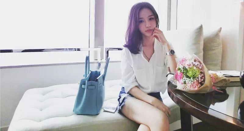 回顾被嘲笑身材壮硕的钟婷,靠搞笑视频火出圈,现状不禁让人唏嘘