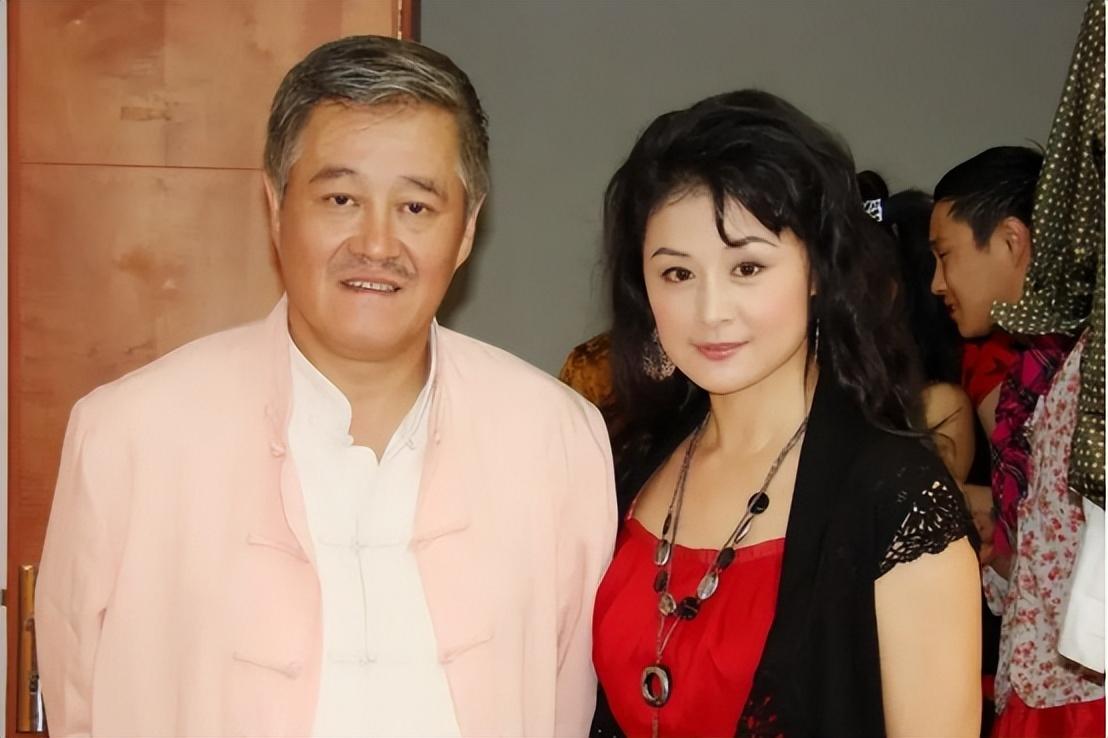 回顾无儿无女于月仙去世两年后丈夫张学松的选择令人泪目