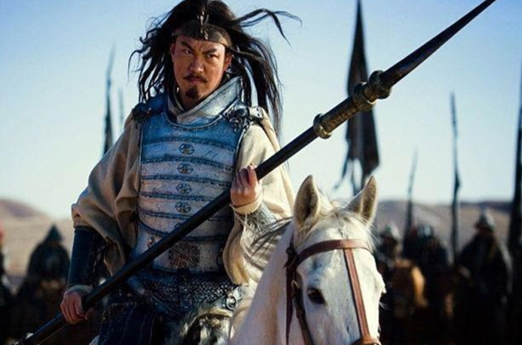 马超跟吕布齐名本可以轻松赢张飞出风头为何却不敢下死手