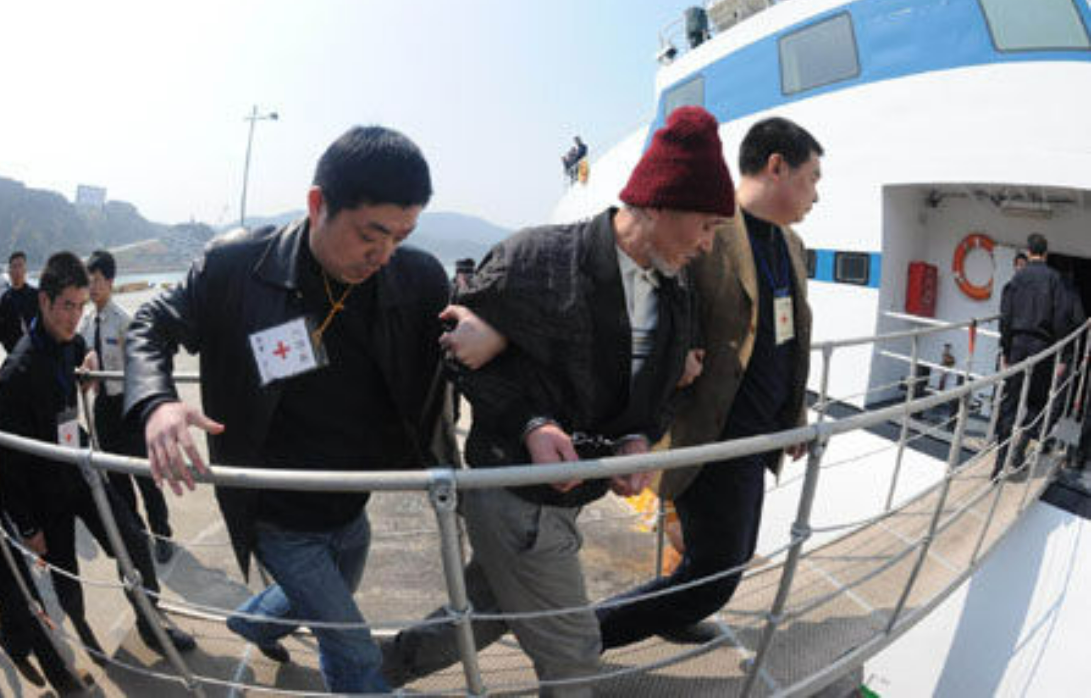 1993年一采购员私吞18万公款劫机潜逃台湾工具仅是一块肥皂