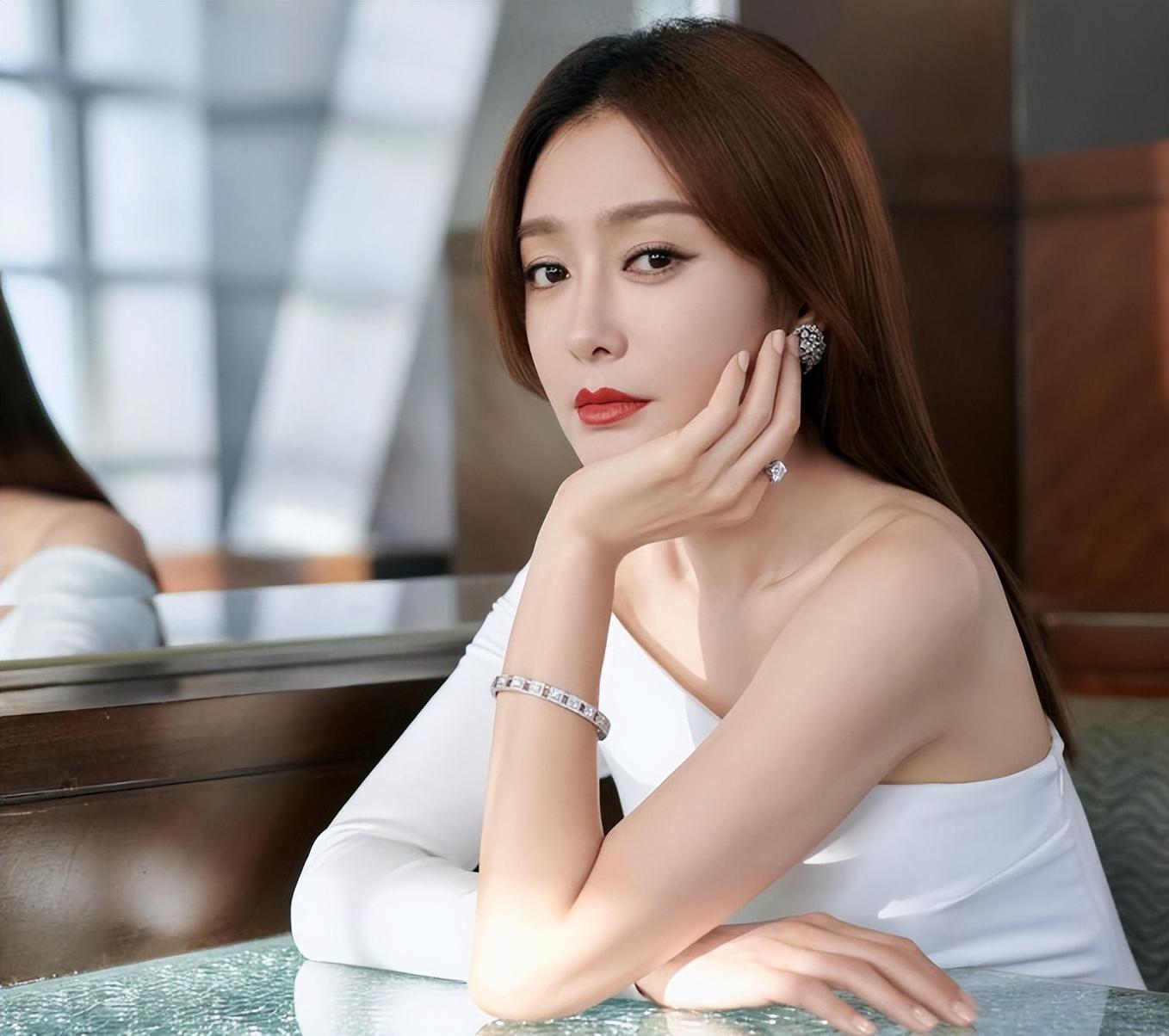 第四位:秦岚,我的子宫我做主