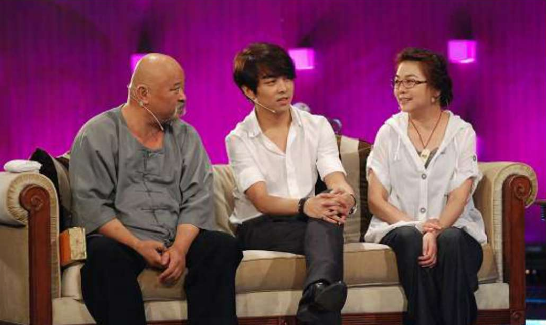 但对李琦而言,他说自己不会拿自己的才气去追一个女性,企图让她当我的