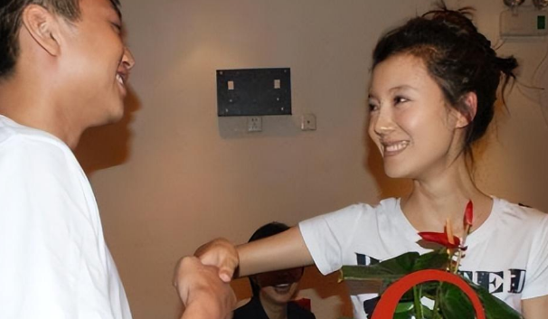 回顾邓超与孙俪从戏里到戏外从一人到一家爱情长跑十多年不倦