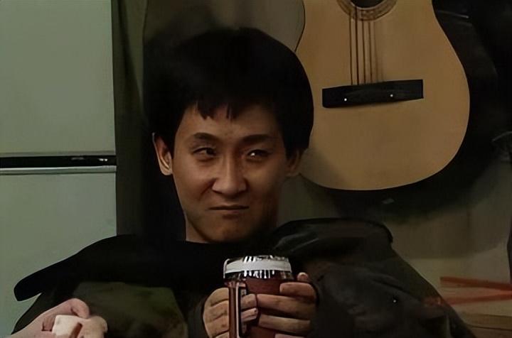 回顾演员梁天不参加妹妹婚礼大哥去世后看清英达愧对宋丹丹