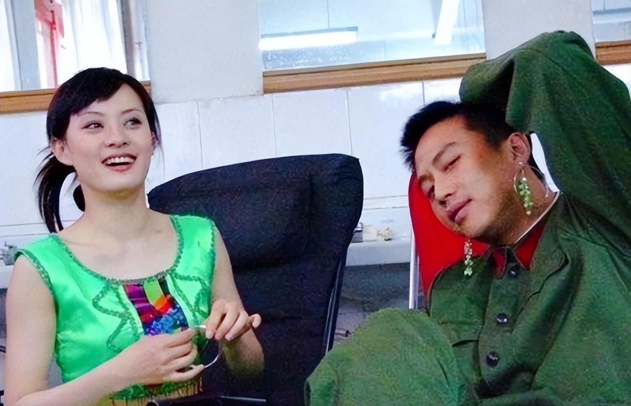 回顾邓超与孙俪从戏里到戏外从一人到一家爱情长跑十多年不倦